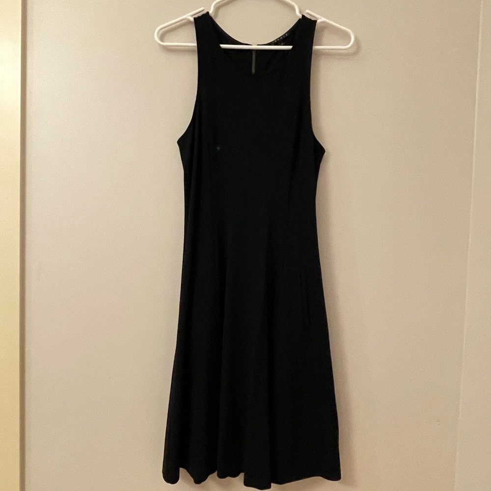 Theory LBD with full exposed back zip